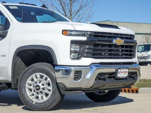 2025 Chevrolet Silverado 2500 WT