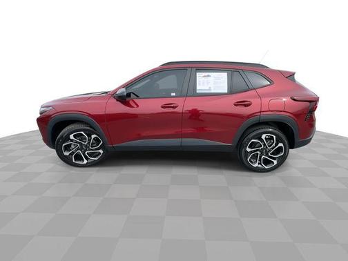 Crimson Metallic 2024 Chevrolet Trax FWD 2RS