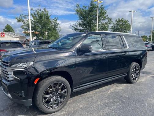2023 Chevrolet Suburban 4WD High Country