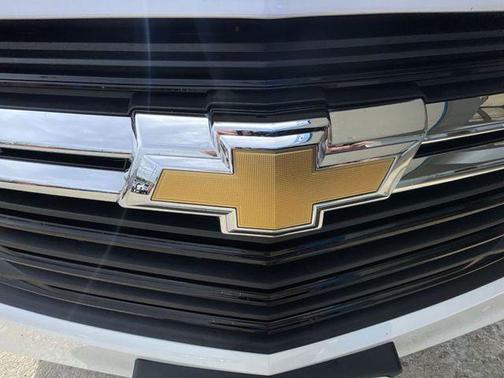 Iridescent Pearl Tricoat 2022 Chevrolet Equinox 1LT