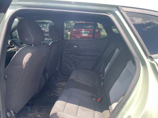 Cacti Green 2024 Chevrolet Trax FWD 1RS