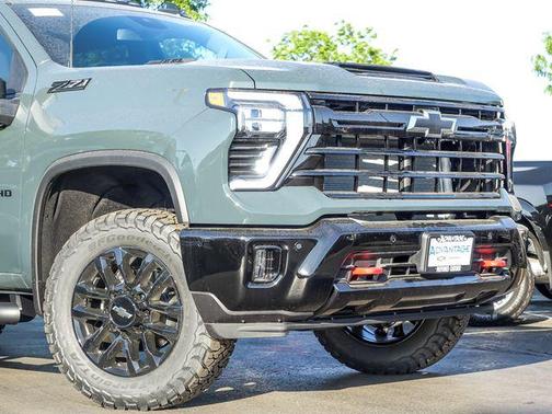 Cypress Gray 2026 Chevrolet Silverado 2500 LT