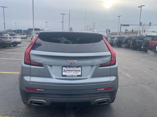 2023 Cadillac XT4 Premium Luxury