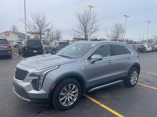 2023 Cadillac XT4 Premium Luxury
