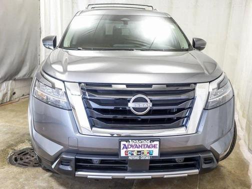 2023 Nissan Pathfinder Platinum 4WD