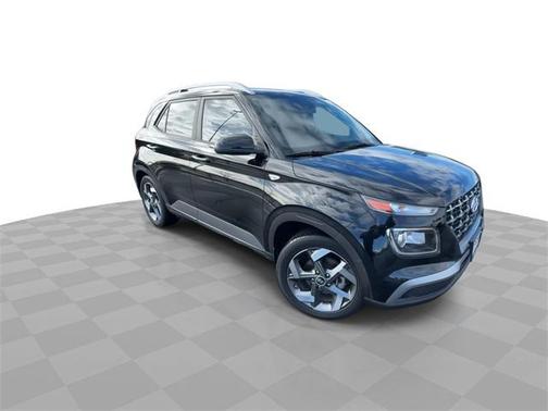 2022 Hyundai VENUE SEL