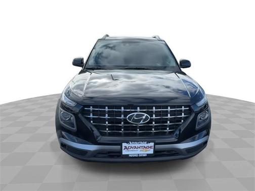 2022 Hyundai VENUE SEL