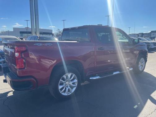 2020 Chevrolet Silverado 1500 Custom