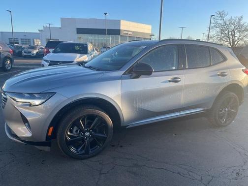 2023 Buick Envision Essence FWD