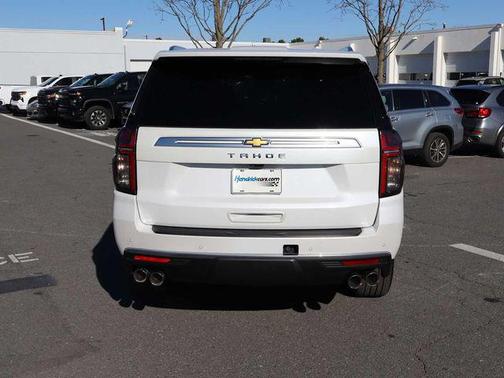 Iridescent Pearl Tricoat 2024 Chevrolet Tahoe 4WD High Country