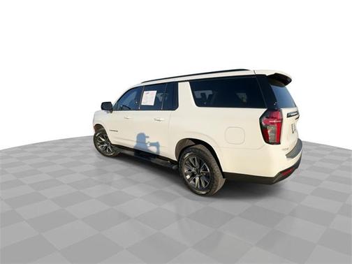 2023 Chevrolet Suburban 4WD Z71