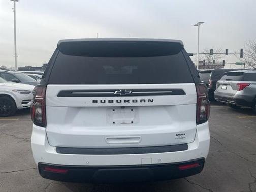 2023 Chevrolet Suburban 4WD Z71