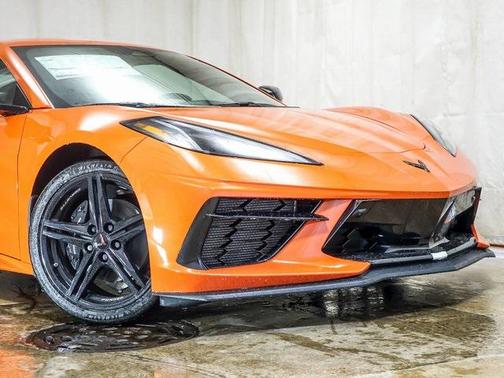 2026 Chevrolet Corvette Stingray w/2LT