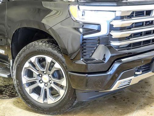 Black 2026 Chevrolet Silverado 1500 High Country