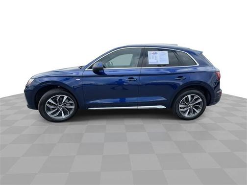 2022 Audi Q5 45 S line Premium Plus