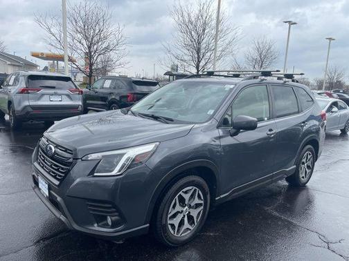 Magnetite Gray Metallic 2022 Subaru Forester Premium
