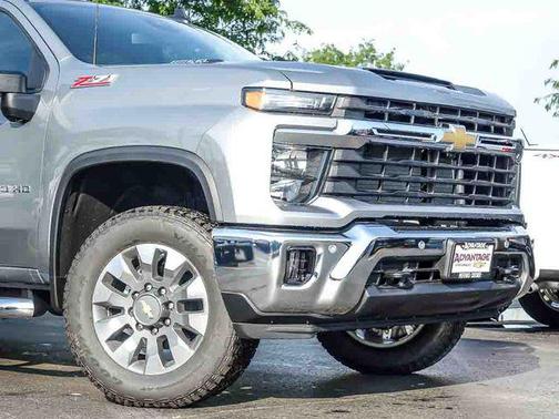 Sterling Gray Metallic 2026 Chevrolet Silverado 2500 LT