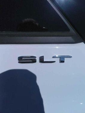 Summit White 2024 GMC Terrain SLT