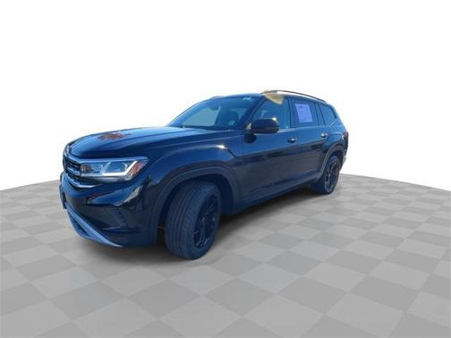 2023 Volkswagen Atlas 3.6L SE w/Technology