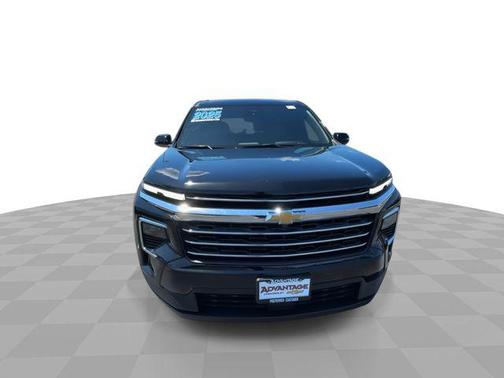 Mosaic Black Metallic 2025 Chevrolet Traverse LT