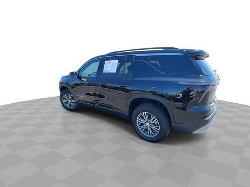 Mosaic Black Metallic 2025 Chevrolet Traverse LT
