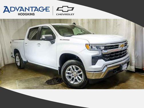 Summit White 2026 Chevrolet Silverado 1500 LT