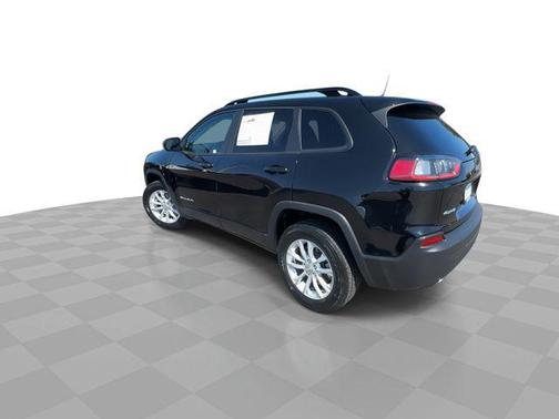 Diamond Black Crystal Pearlcoat 2022 Jeep Cherokee Latitude Lux