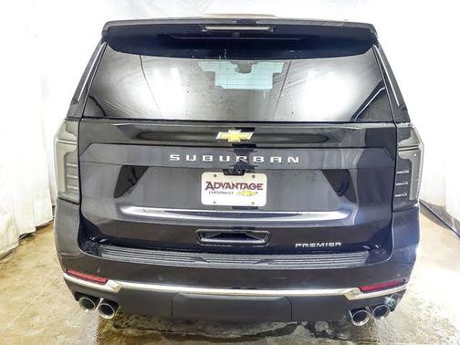 Dark Ash Metallic 2026 Chevrolet Suburban Premier