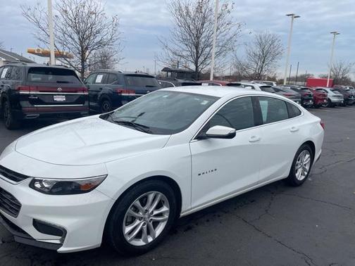 2017 Chevrolet Malibu 1LT