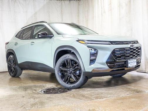 Cacti Green 2026 Chevrolet Trax FWD ACTIV