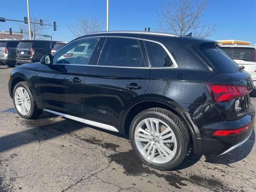 2020 Audi Q5 45 Prestige