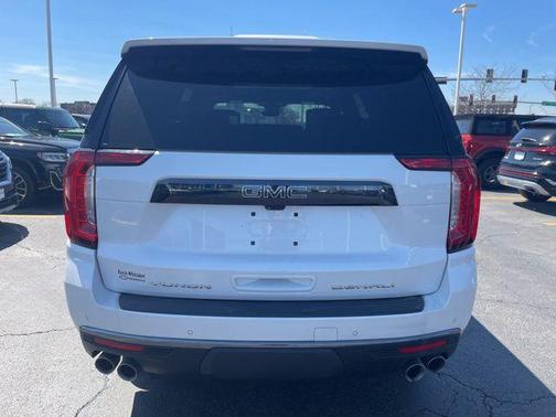 White Frost Tricoat 2024 GMC Yukon Denali Ultimate