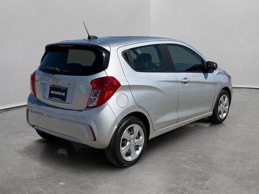 Silver Ice Metallic 2022 Chevrolet Spark LS