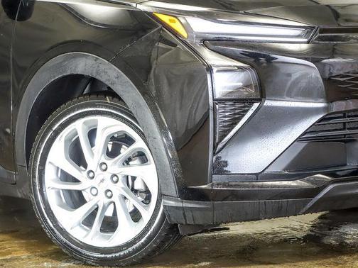Mosaic Black Metallic 2027 Chevrolet Bolt LT FWD