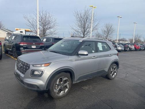 2024 Hyundai VENUE SEL