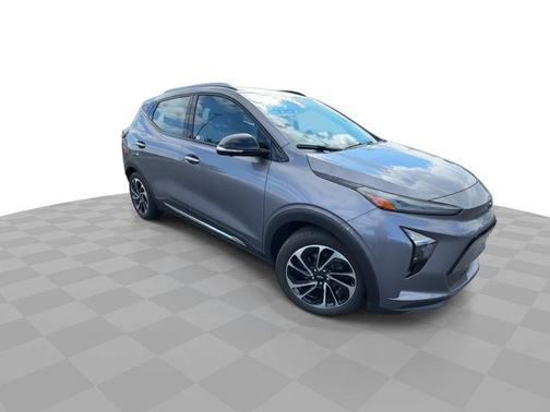 Gray Ghost Metallic 2023 Chevrolet Bolt EUV FWD Premier