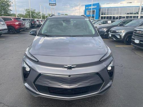 Gray Ghost Metallic 2023 Chevrolet Bolt EUV FWD Premier