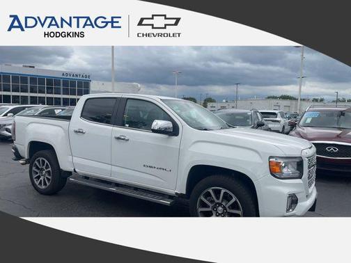 Summit White 2022 GMC Canyon Denali