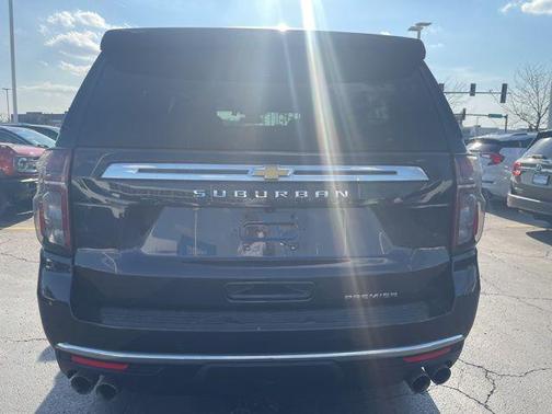 Dark Ash Metallic 2023 Chevrolet Suburban Premier