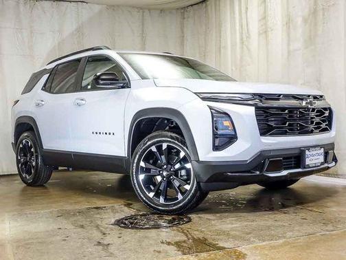 Polar White Tricoat 2027 Chevrolet Equinox FWD RS