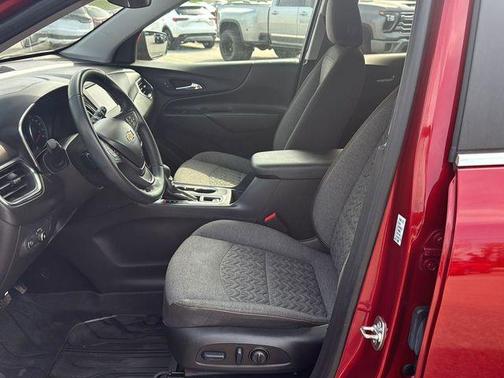 Radiant Red Tintcoat 2024 Chevrolet Equinox 1LT