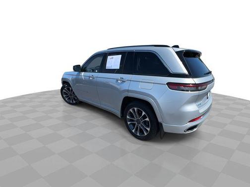 Silver Zynith 2022 Jeep Grand Cherokee 4xe Overland