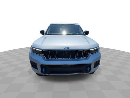 Silver Zynith 2022 Jeep Grand Cherokee 4xe Overland