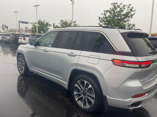 Silver Zynith 2022 Jeep Grand Cherokee 4xe Overland