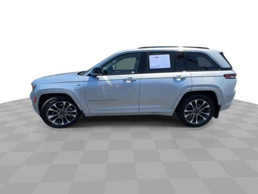 Silver Zynith 2022 Jeep Grand Cherokee 4xe Overland