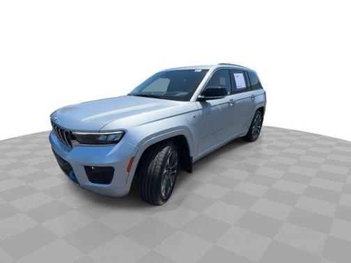Silver Zynith 2022 Jeep Grand Cherokee 4xe Overland