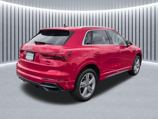 Tango Red Metallic 2020 Audi Q3 45 S line Premium Plus