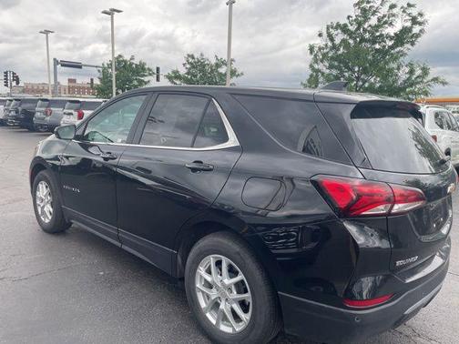 Mosaic Black Metallic 2024 Chevrolet Equinox 1LT