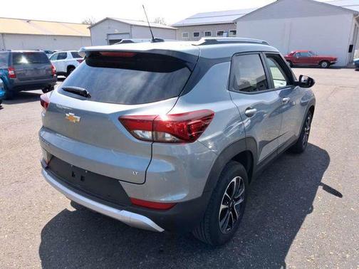 Sterling Gray Metallic 2025 Chevrolet Trailblazer LT