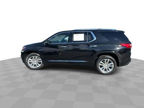 Mosaic Black Metallic 2019 Chevrolet Traverse High Country